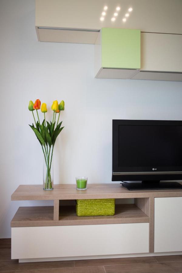 Apartment Close To Krk Town Centre Экстерьер фото